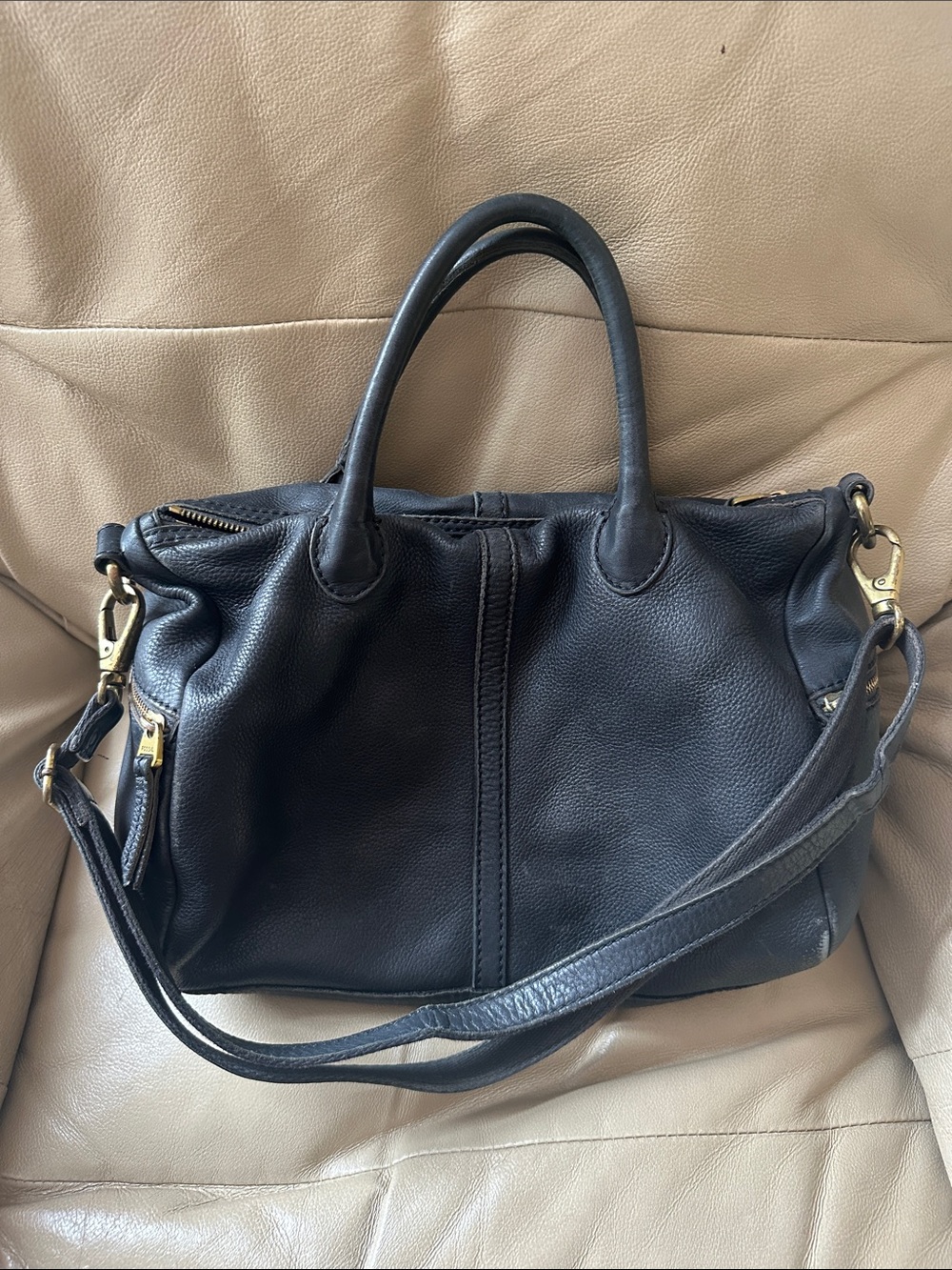Black Leather Satchel Handbag - Classic Everyday Tote